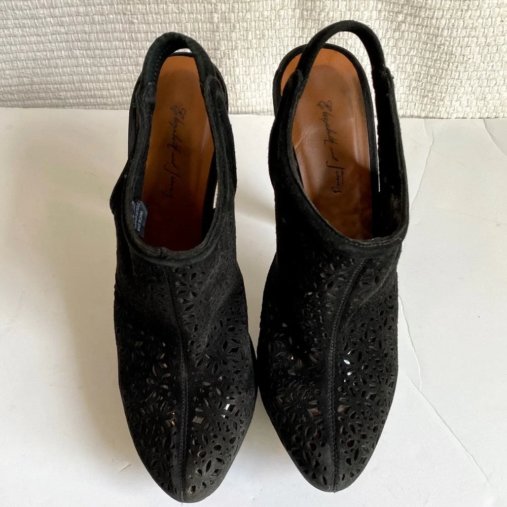 Elizabeth & James Suede Booties 8.5 Perforated Leather Platform Shoes Clogs